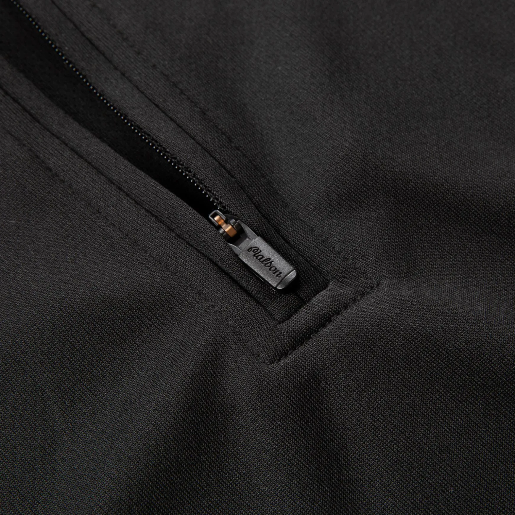 Evergreen Performance Buckets Quarter Zip Black